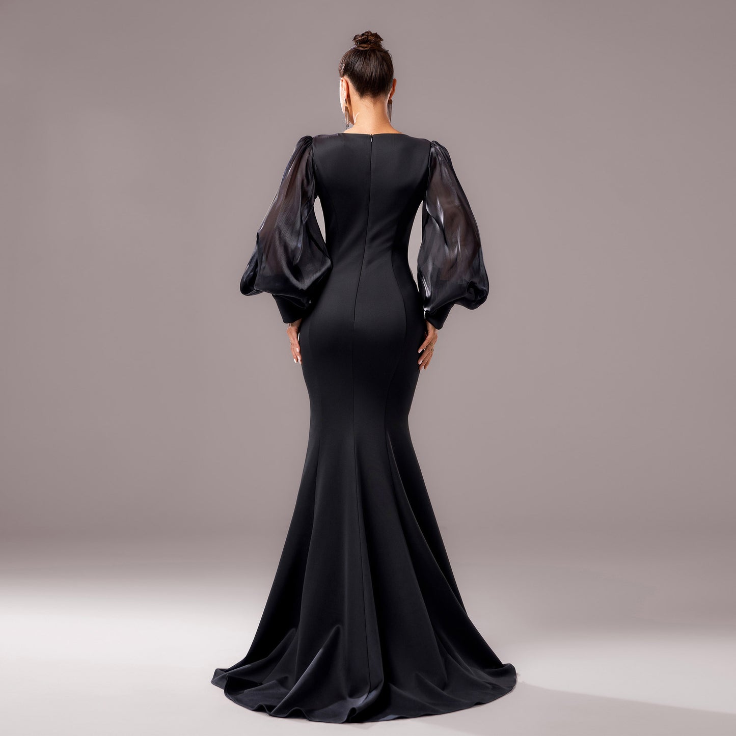 Long Sleeve Round Neck Banquet Applique Sheath Fishtail Dress